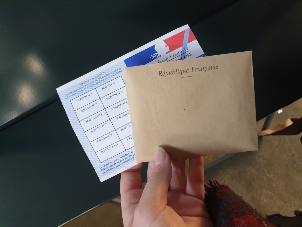 Wahlzettel für die französische Kommunalwahl